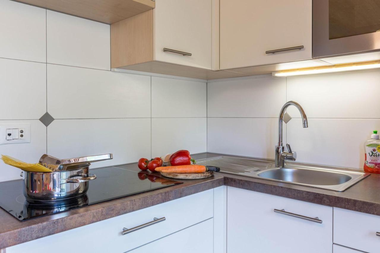 Huberhof App Gala Apartment Feldthurns Bagian luar foto