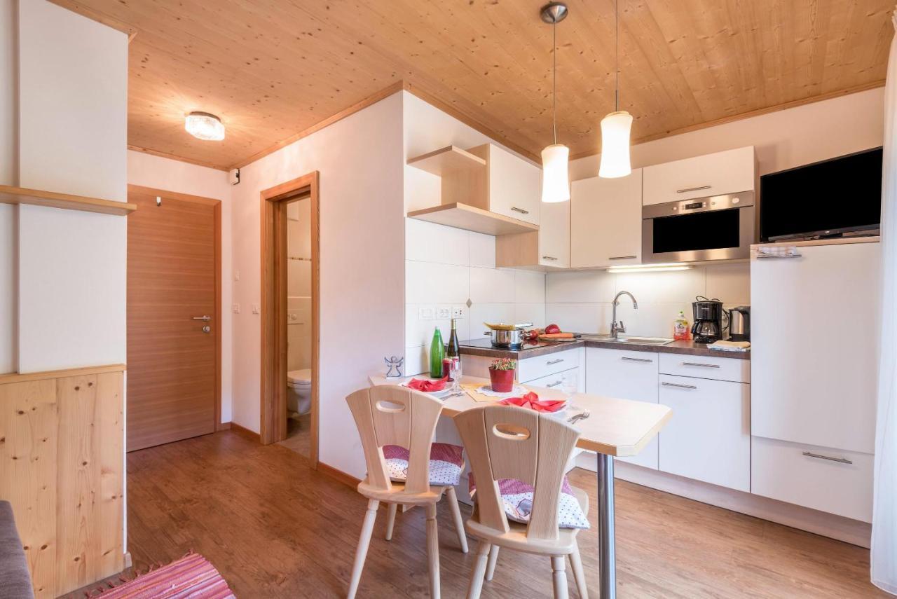 Huberhof App Gala Apartment Feldthurns Bagian luar foto