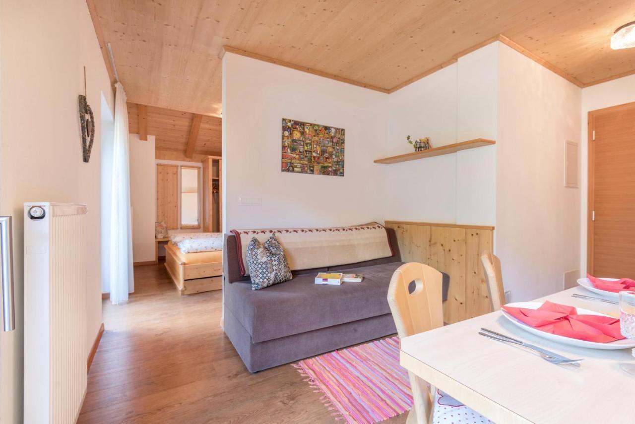 Huberhof App Gala Apartment Feldthurns Bagian luar foto
