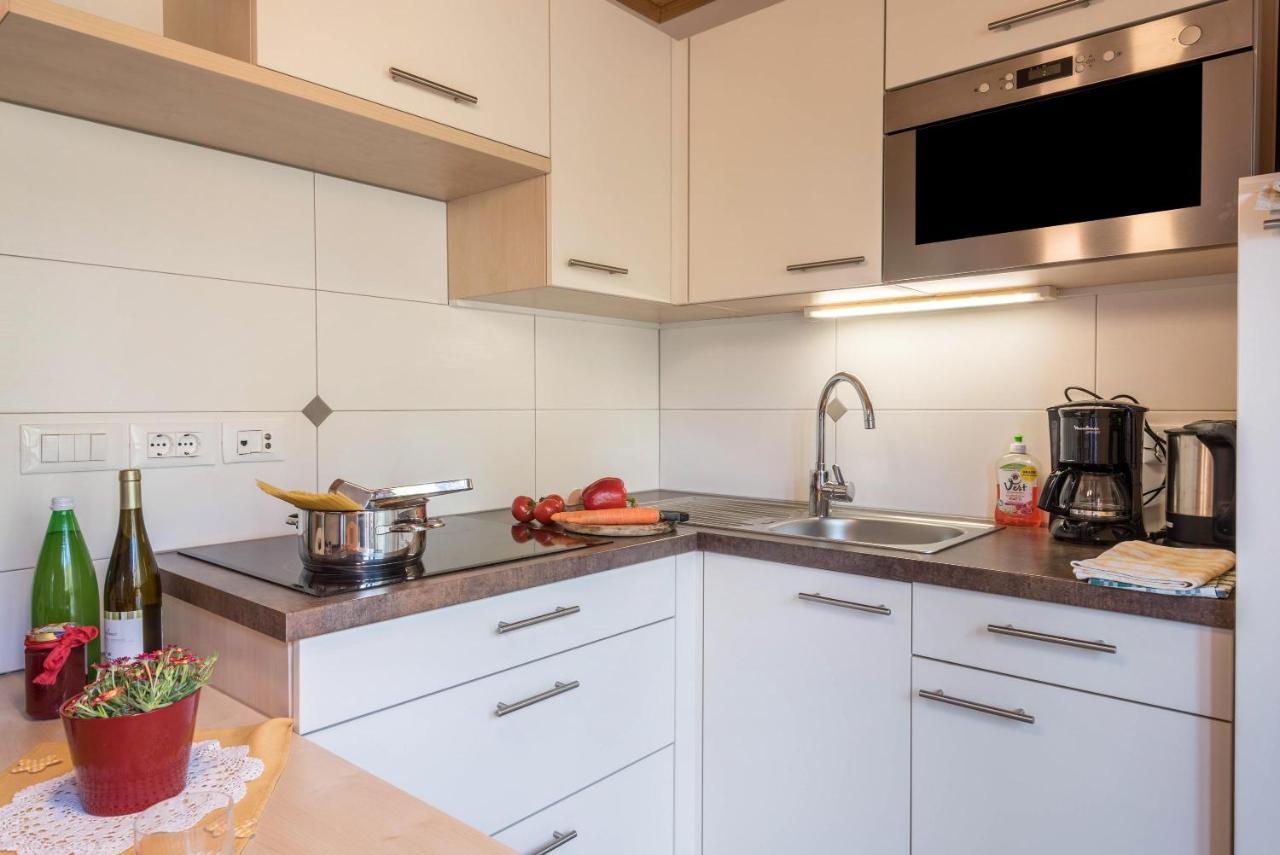 Huberhof App Gala Apartment Feldthurns Bagian luar foto