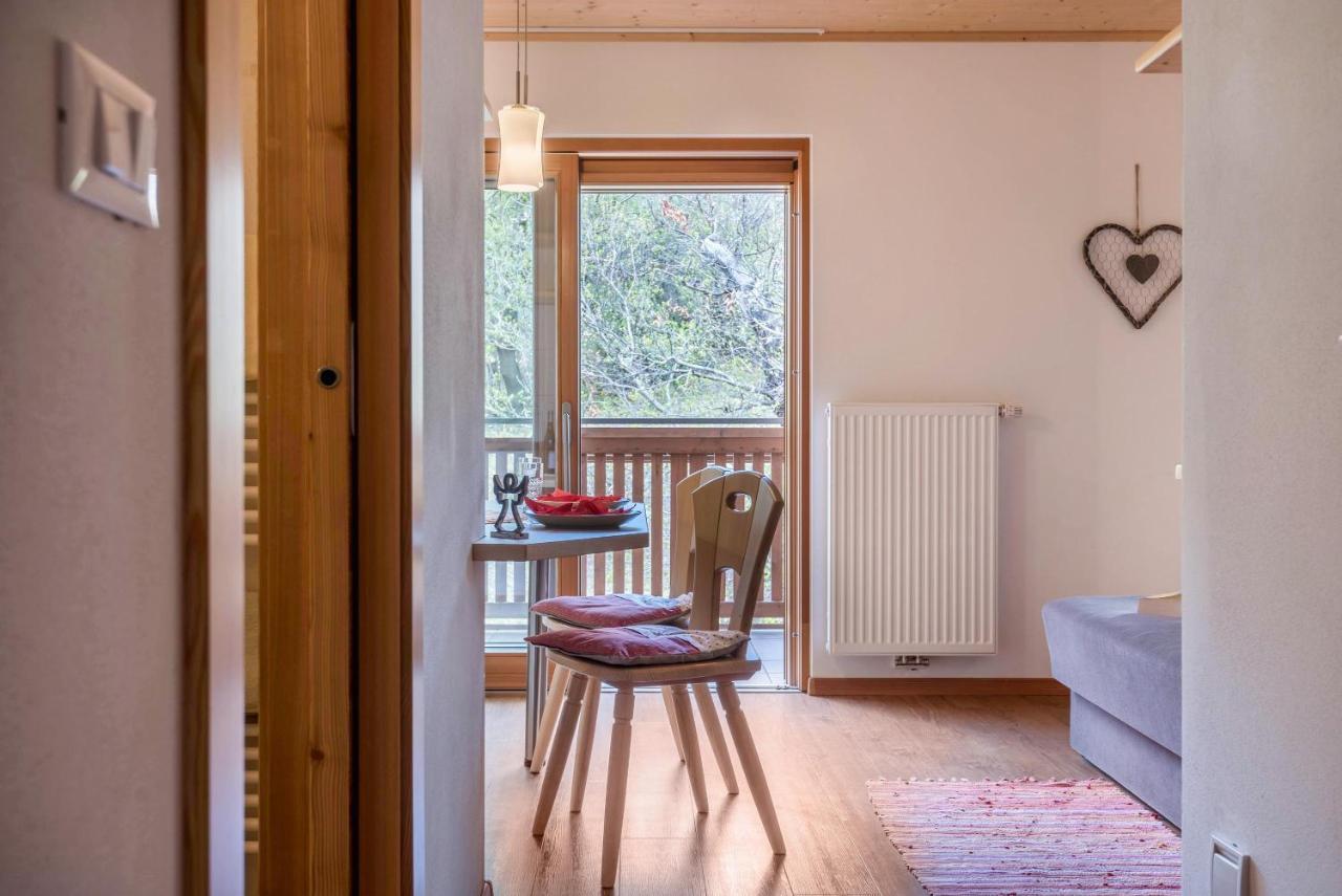 Huberhof App Gala Apartment Feldthurns Bagian luar foto